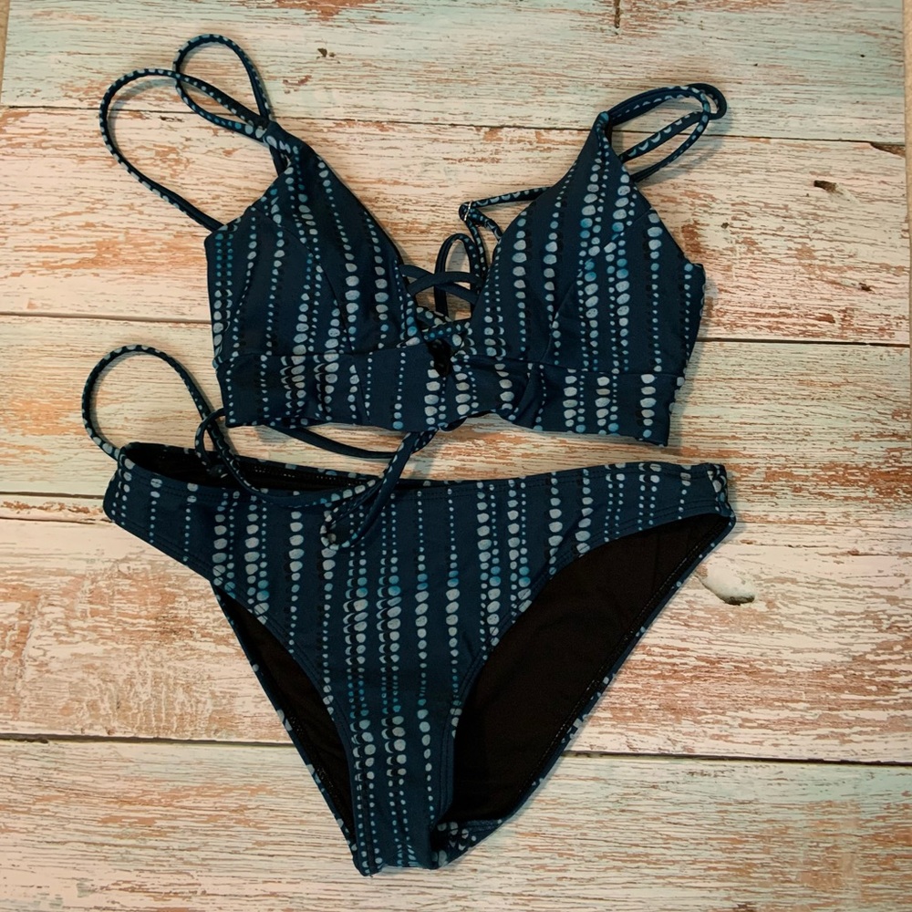 Cupshe bikini set